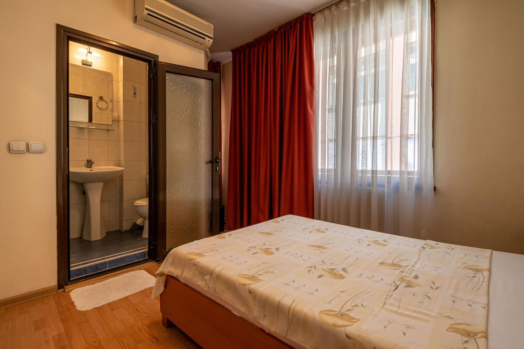 Primavera 1 Hotel Pazardzhik Eksteriør bilde
